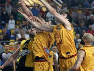 Basket League: Η ΑΕΚ «σκούπισε» το Ρέθυμνο 70-81 και πέρασε στην 4αδα!